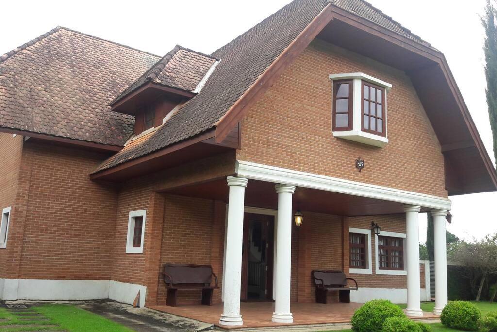 Pousada Casa E Vista Privilegiadas No Alto Do Capivari Campos do Jordão